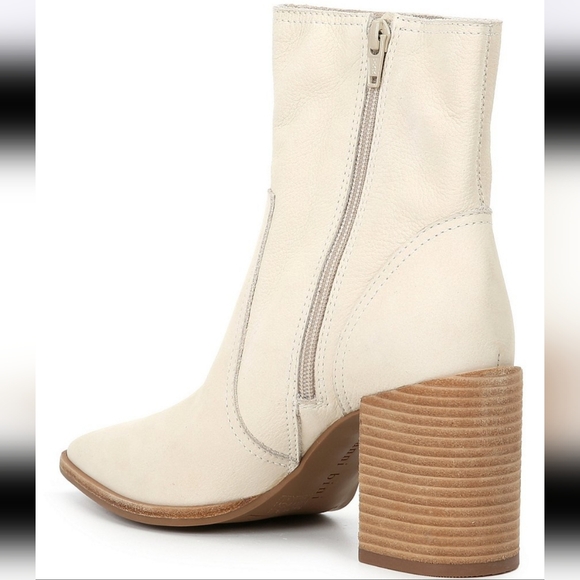 Gianni Bini Darnold Nubuck Block Heel Booties - Picture 3 of 6